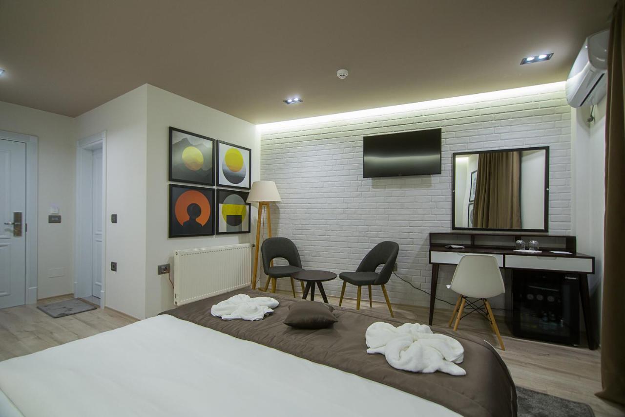 Hotel Regal Korça Exteriör bild