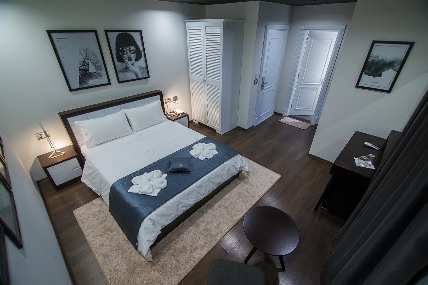 Hotel Regal Korça Rum bild