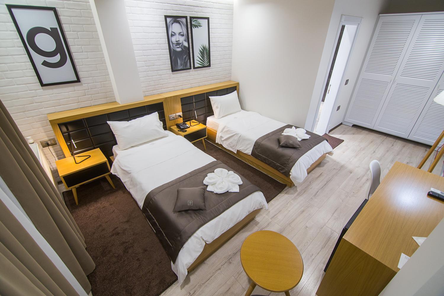 Hotel Regal Korça Rum bild