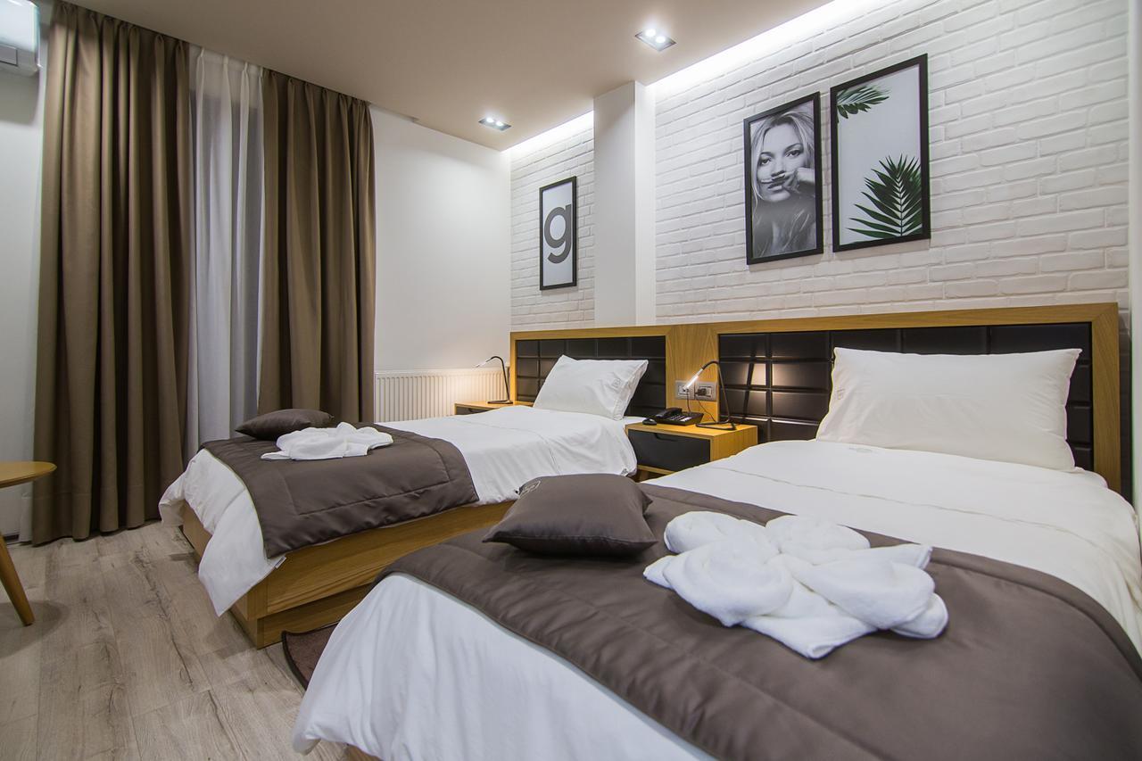 Hotel Regal Korça Exteriör bild