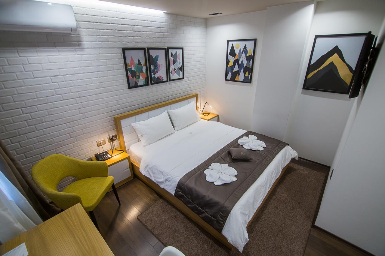 Hotel Regal Korça Exteriör bild